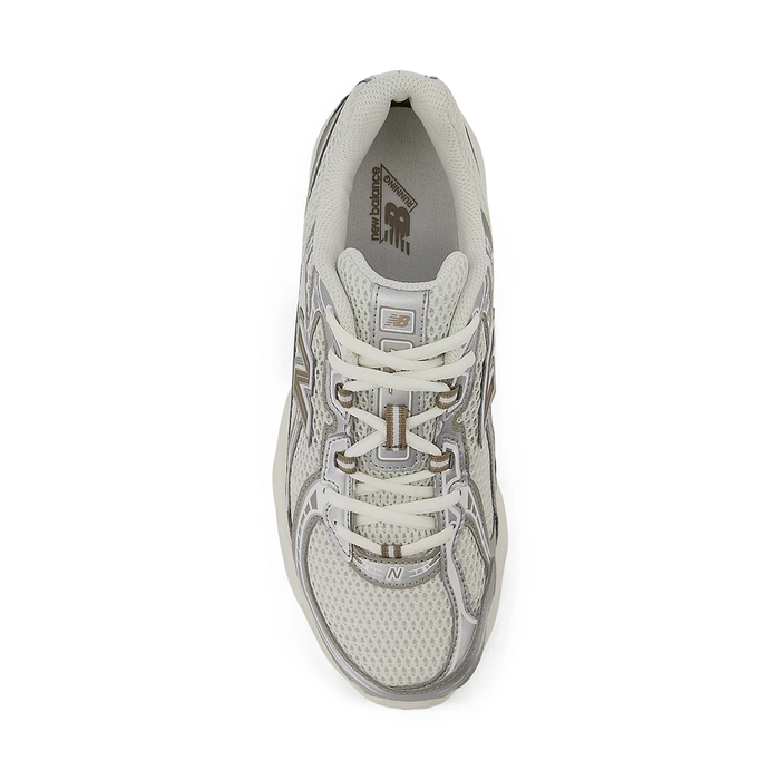 740 v1 'Sea Salt Arid Stone'