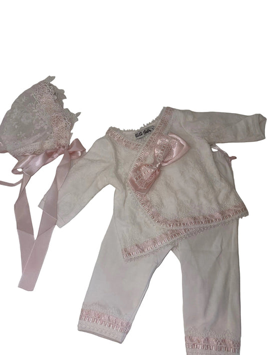 Crème Lace 3-Pc Take Home Set