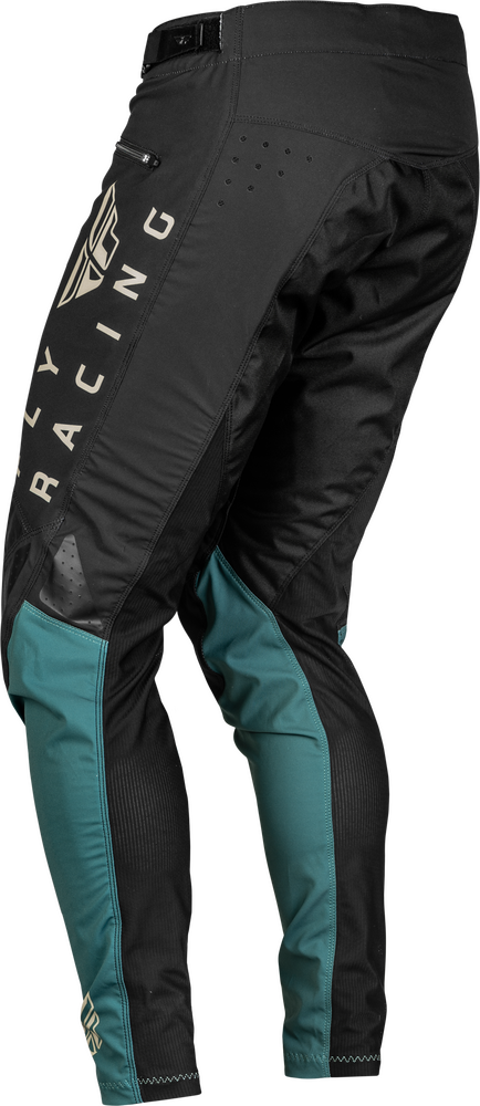 20 / black/evergreen/sand
