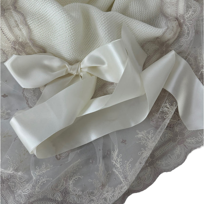 Violette Luxe Ivory and Lilac Knitted Blanket