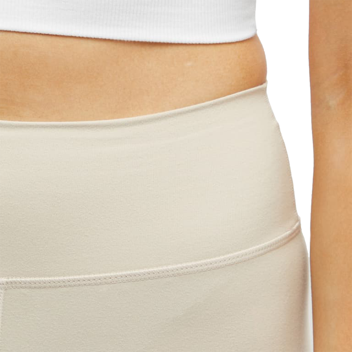 W The Biker Short